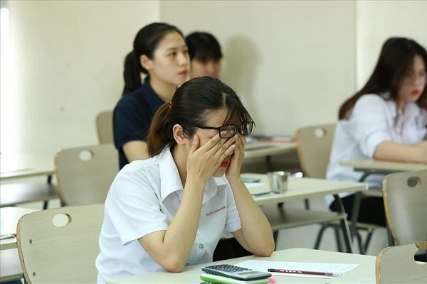 BÍ QUYẾT VƯỢT QUA ÁP LỰC TRONG PHÒNG THI