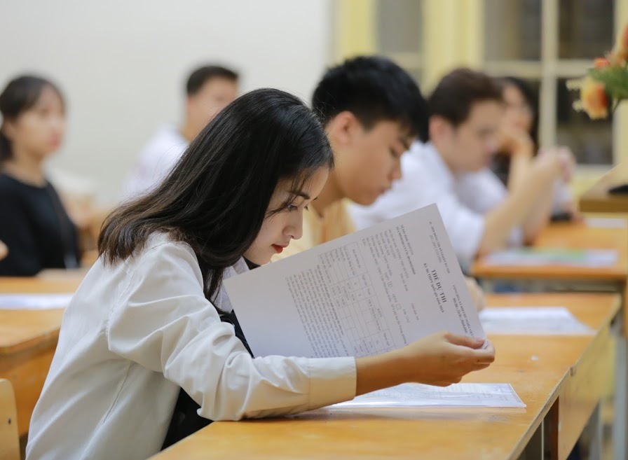 LÀM SAO GIỮ SỨC KHỎE, TÂM LÝ VỮNG ĐỂ THI TỐT NGHIỆP THPT?